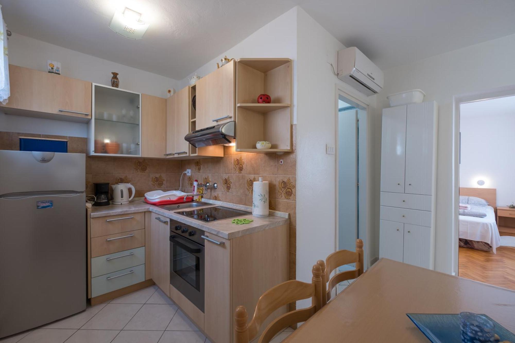 Apartments Lovorik Krk Town Luaran gambar
